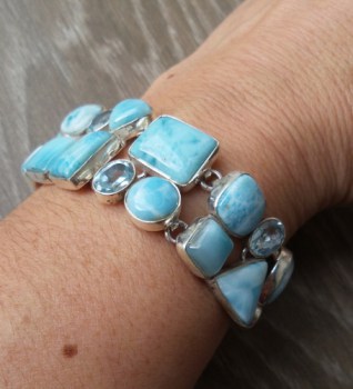 Zilveren armband met Larimar en blauw Topaas